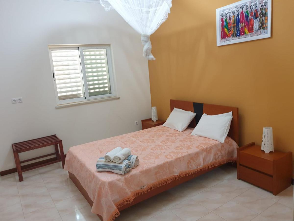 Cactus Guest House Cidade Velha Ngoại thất bức ảnh