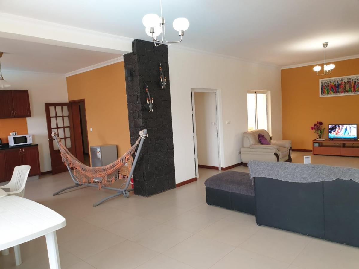 Cactus Guest House Cidade Velha Ngoại thất bức ảnh